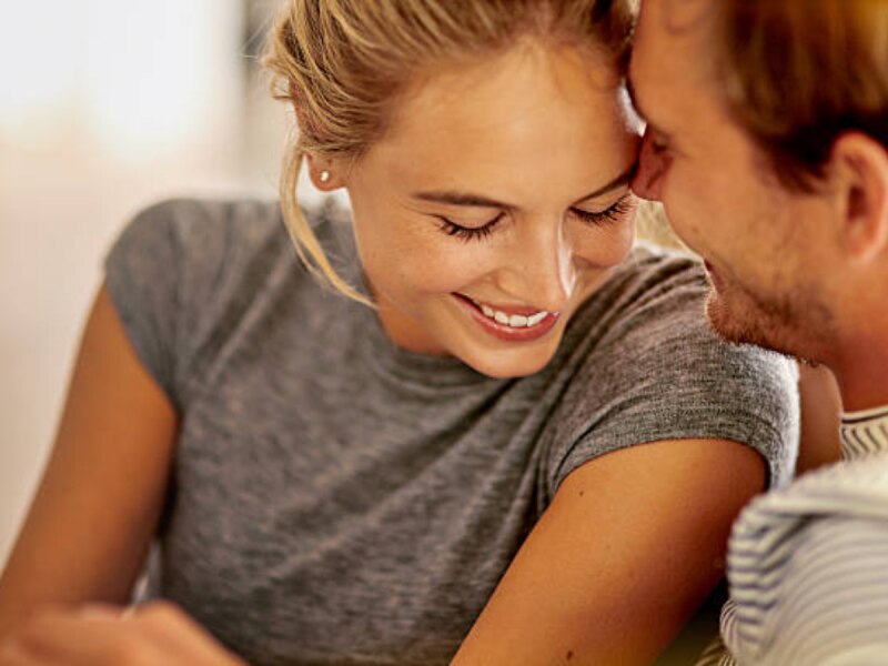 प्रेमात असं काही! बॉयफ्रेंड गर्लफ्रेंडच्या तोंडावरच पादला; गेल्या 7 वर्षांपासून 'या' आजाराशी झुंजतेय