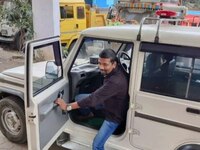 नायब तहसीलदार असल्याचे भासवून अनेक तरुणींना गंडा, लाखोंची फसवणूक, जळगावमधील धक्कादाय