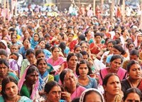 लाडकी बहीण योजनेसंदर्भात आतापर्यंतचा सर्वात मोठा आरोप; सरकारने 'त्या' लाभार्थ्यांना 