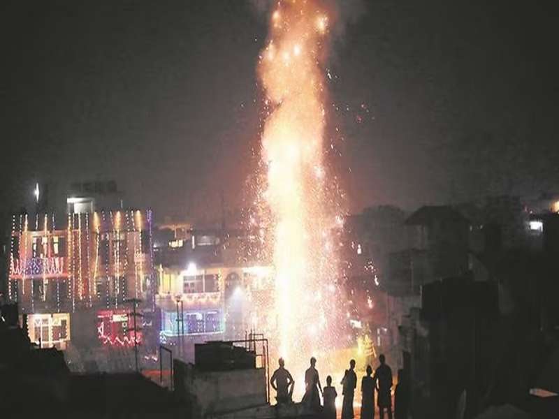 मुंबईकरांनो, तुम्ही राहताय जगातील दुसऱ्या सर्वाधिक प्रदूषित शहरात, जाणून घ्या तुमच्या विभागातील हवेची गुणवत्ता!