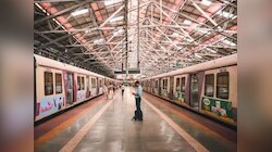 मुंबई लोकल होणार अपग्रेड, हार्बर मार्गावर पहिल्यांदाच AC Local अन् 'हे' निर्णयही ठरण