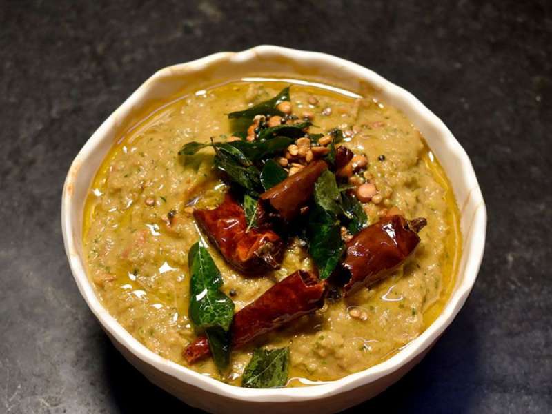 घरगुती चवीचा खजिना; आंबट-गोड चिंचेच्या चटणीची सोपी आणि झटपट रेसिपी 