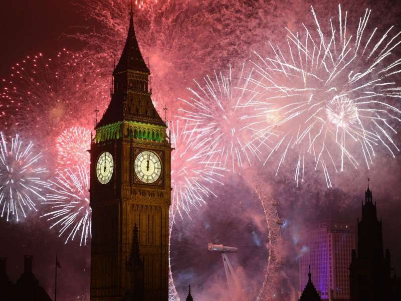 सेलिब्रेशनला वेळेची मर्यादा नाही! 31 डिसेंबरला रात्रभर धावणार मुंबई मेट्रो- लोकल, बेस्टच्याही विशेष फेऱ्या