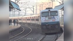 मध्य रेल्वेच्या वेळापत्रकात मोठा बदल; नव्या वेळेत धावणार ट्रेन, पाहा Latest Update