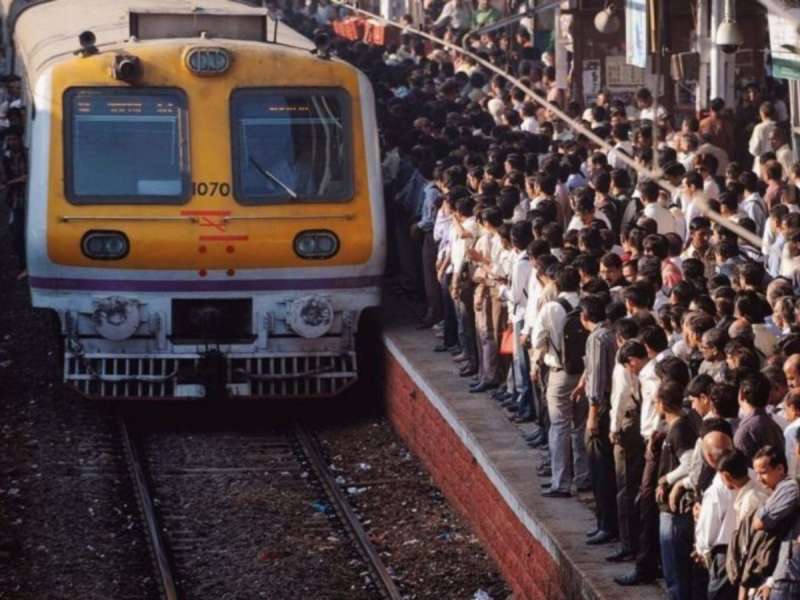 Mumbai Local: अखेर मुंबई लोकलचा चेहरामोहरा बदलणार! लवकरच प्रवाशांच्या सेवेत 'या' रुपातील ट्रेन