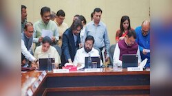 मंत्रिमंडळ बैठकीत तीन महत्त्वाच्या निर्णयांवर शिक्कामोर्तब! सोलापूर आणि धाराशिवसंदर्